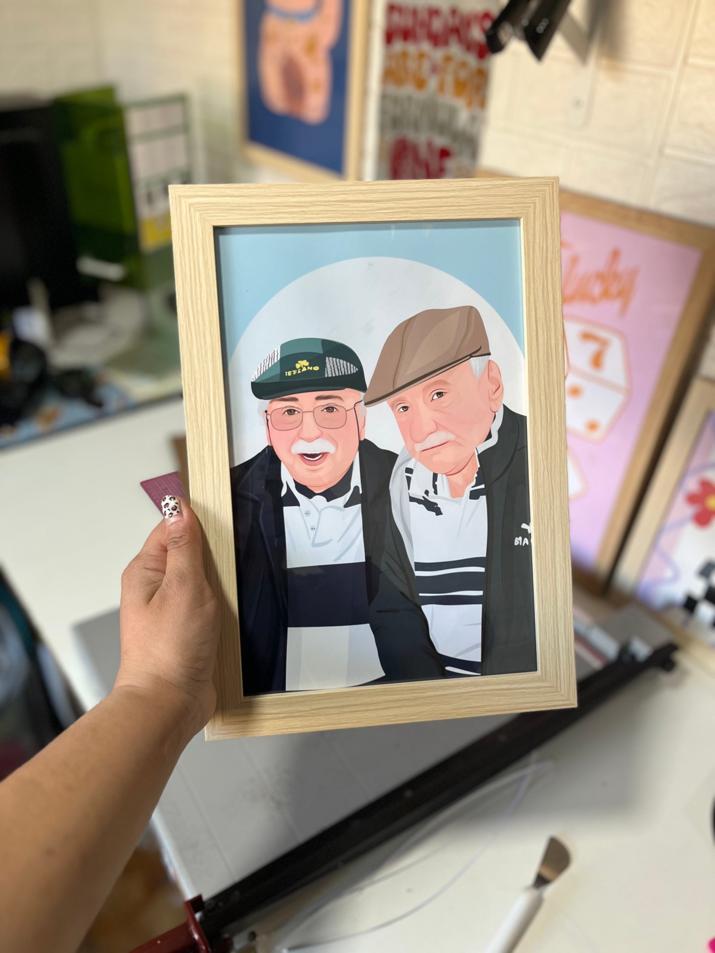 Cuadro de plástico con ilustraciones