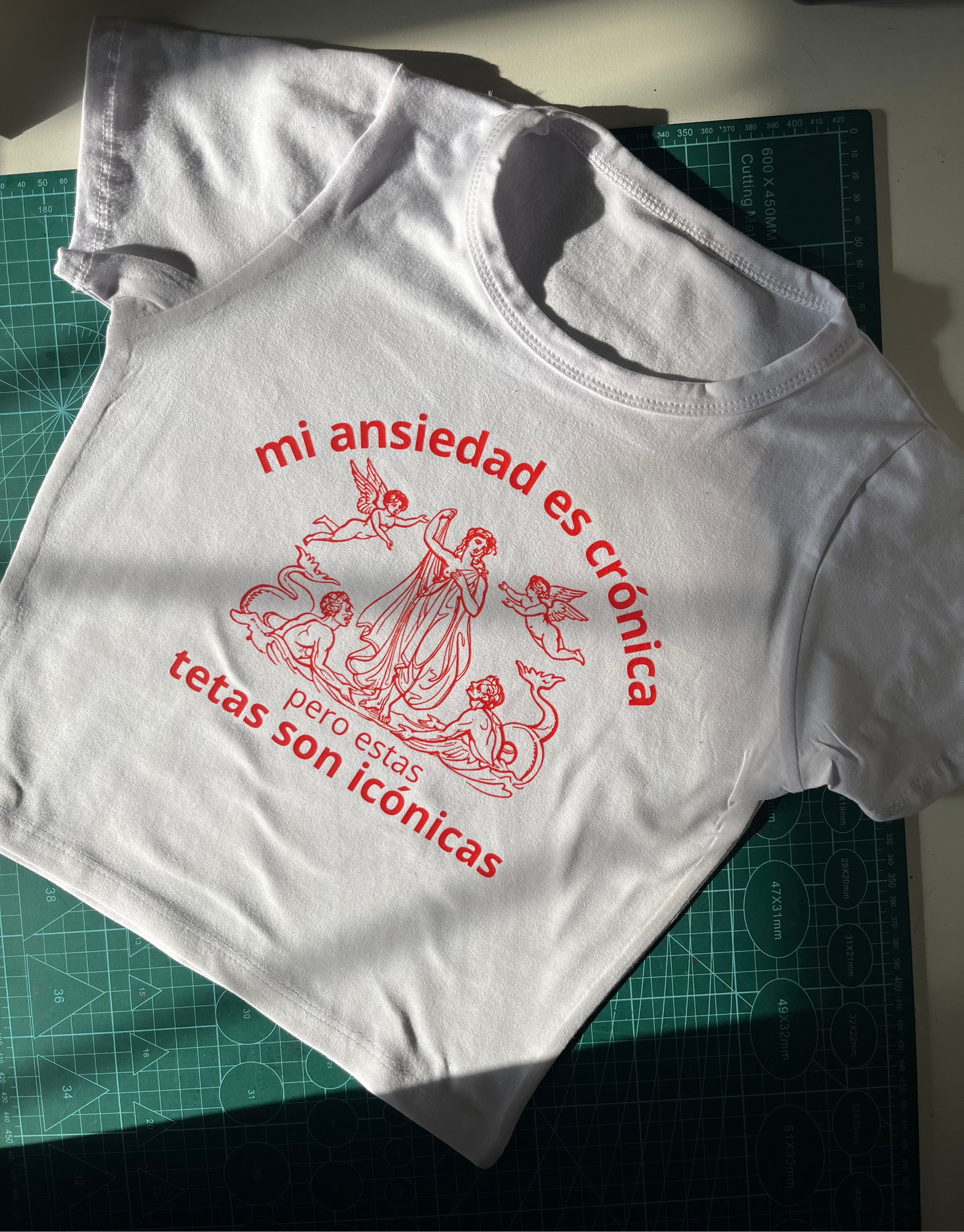 Baby tee top ansiedad crónica
