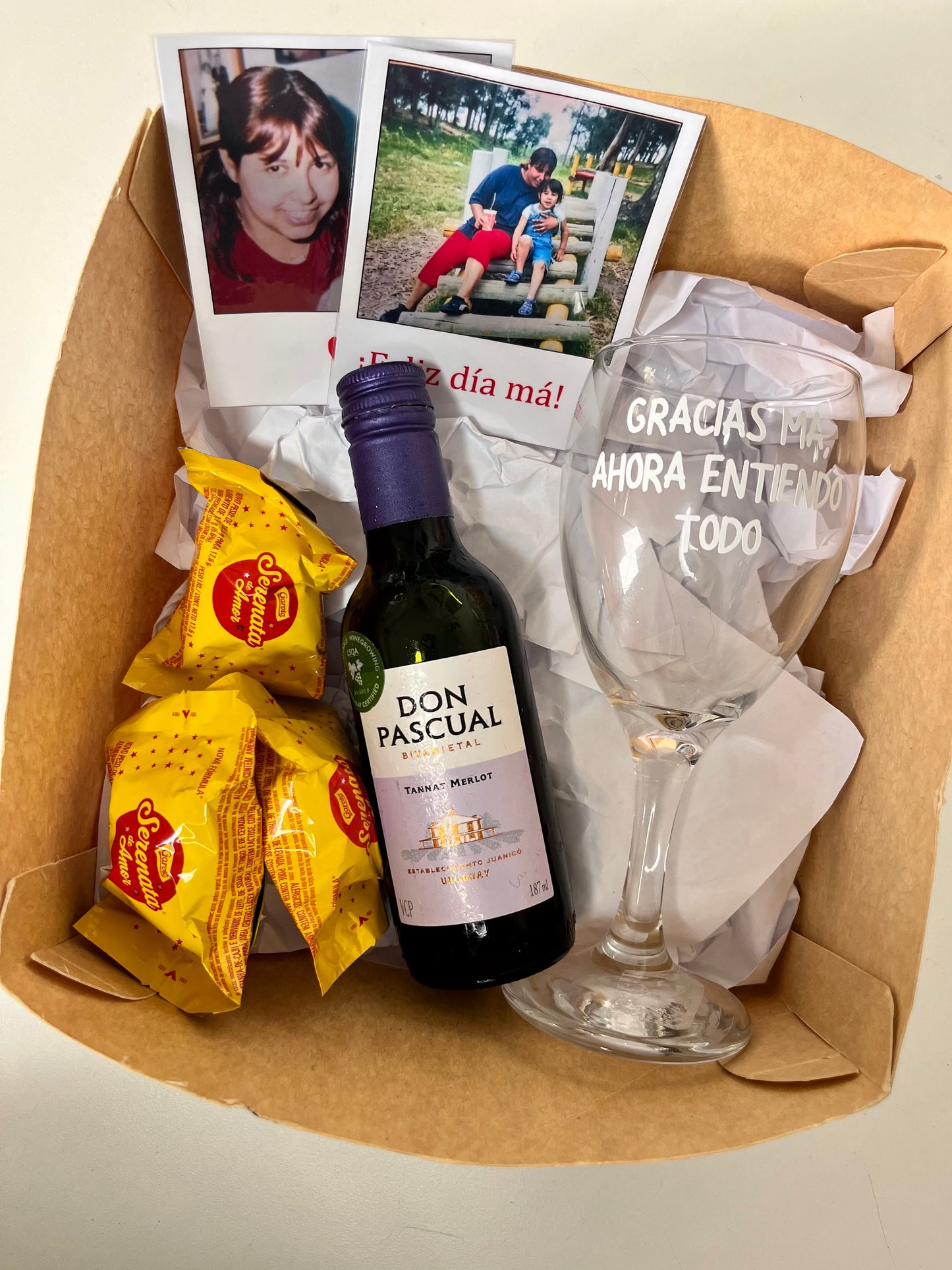 Box mamá con vinito