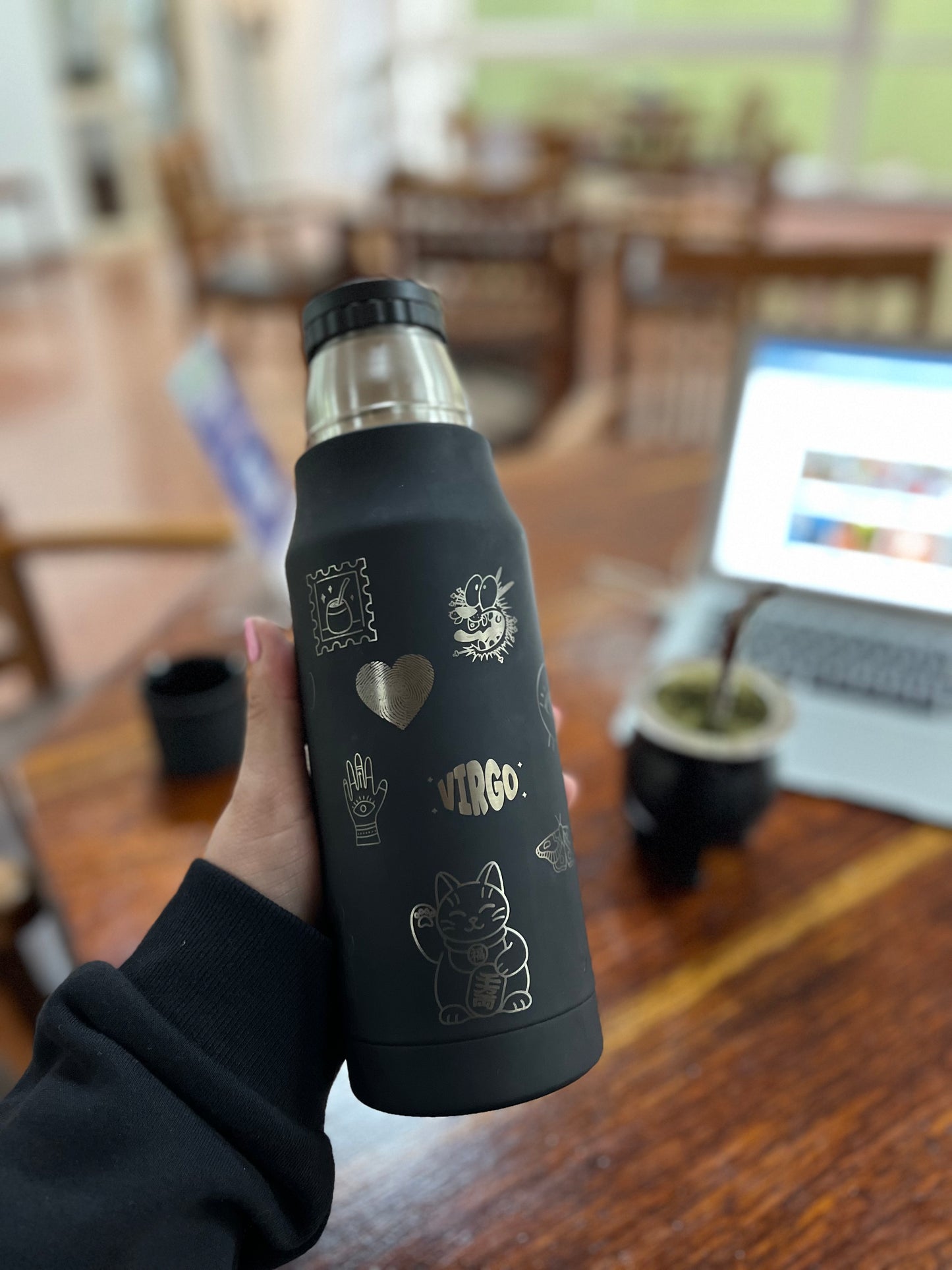 Set mate y termo con minis diseños personalizados
