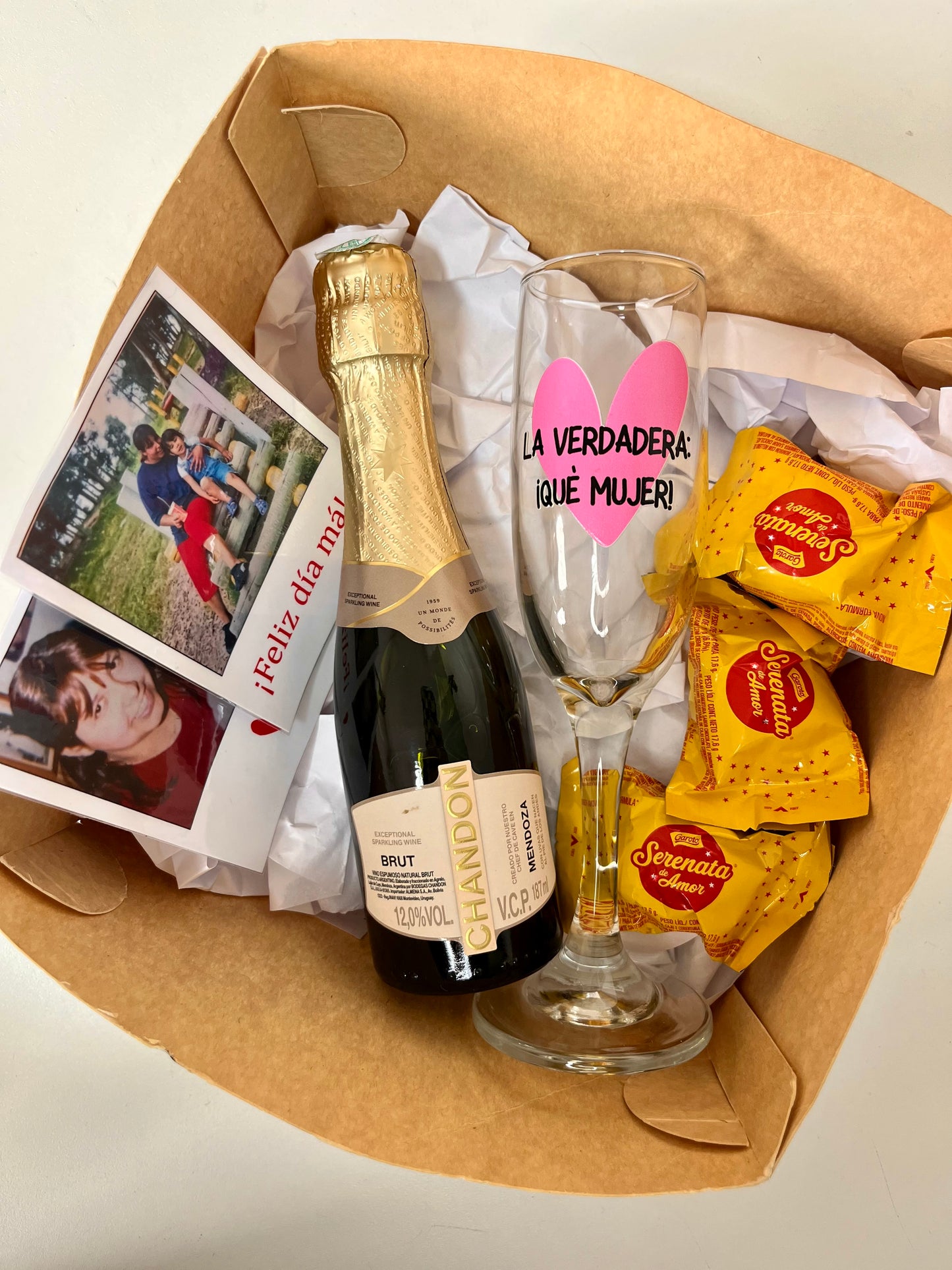 Box mamá con champagne
