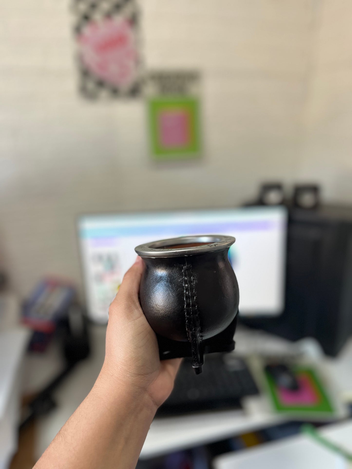 Mate de cuero con grabado