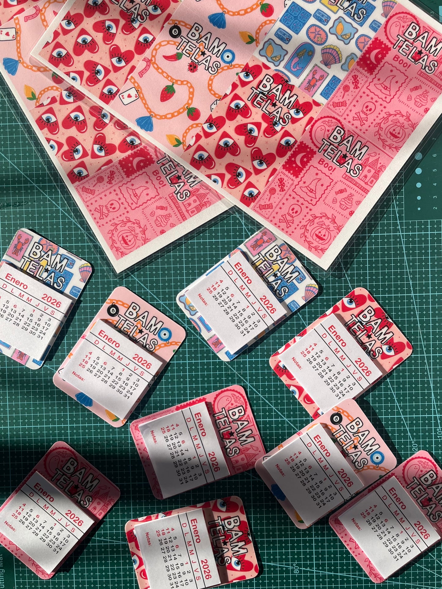 Mini calendarios imantados y plastificados personalizados
