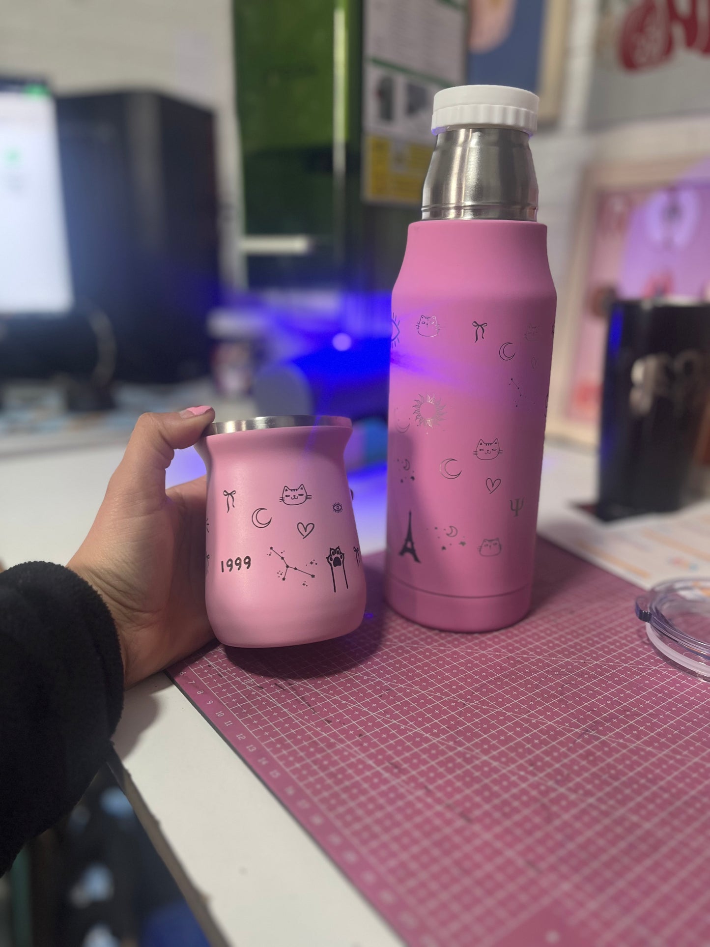 Set mate y termo con minis diseños personalizados