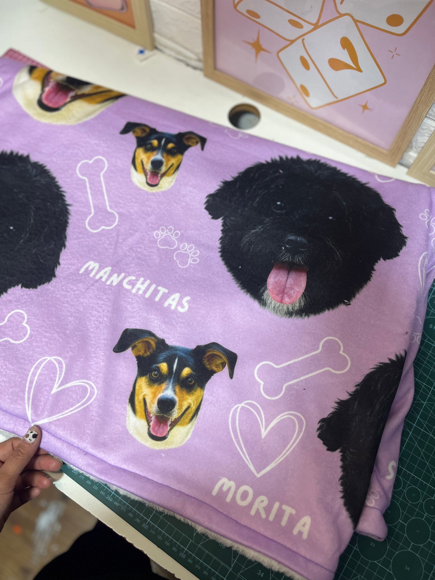 Manta polar + corderito personalizada